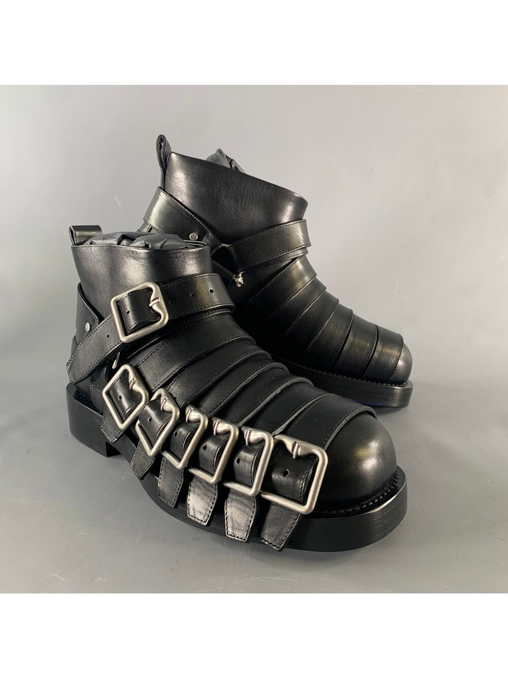 BURBERRY Size 8.5 Black Leather Pull On Boots
